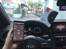 cam-bien-ap-suat-lop-theo-xe-ellisafe-i3-hien-thi-odo-quan-ly-bang-dien-thoai 3